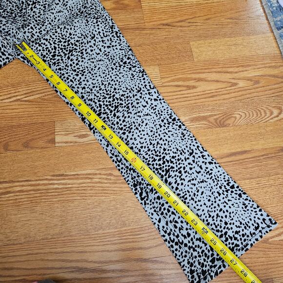 Rag & Bone Hana Gray High Rise velvet Cheetah Print Bootcut Crop Jeans Size 27 - Picture 4 of 7